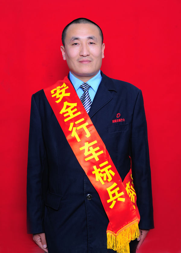 2 张强_副本.jpg