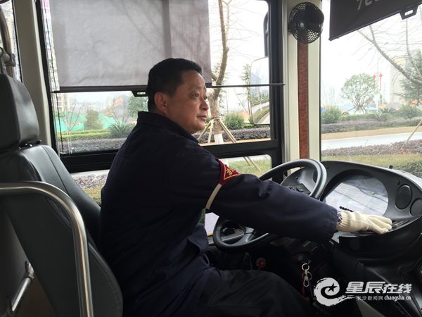 初四 秦壮河.jpg 初四 秦壮河.jpg